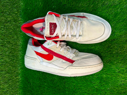 Nike full fource low sneakers